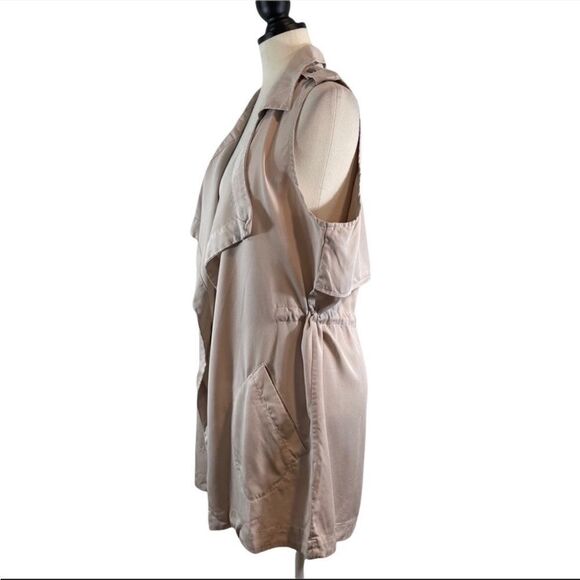 NORDSTROM BB DAKOTA HALLET DRAPE FRONT VEST TENCEL BONE TAN SIZE SMALL - Picture 5 of 11